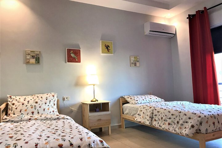 Room 30 of 127