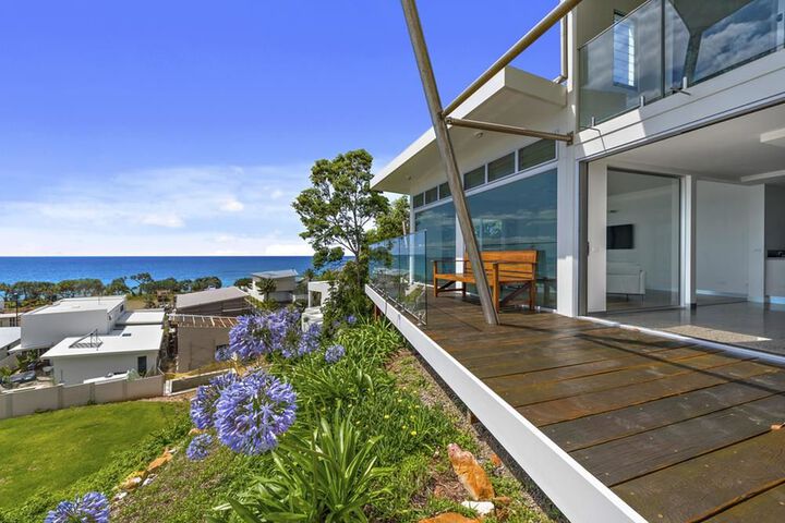 Hotel Exterior 28 of 45