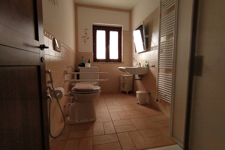 Room 20 of 42