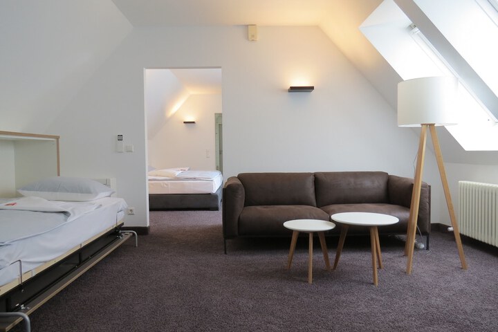 Room 48 of 125