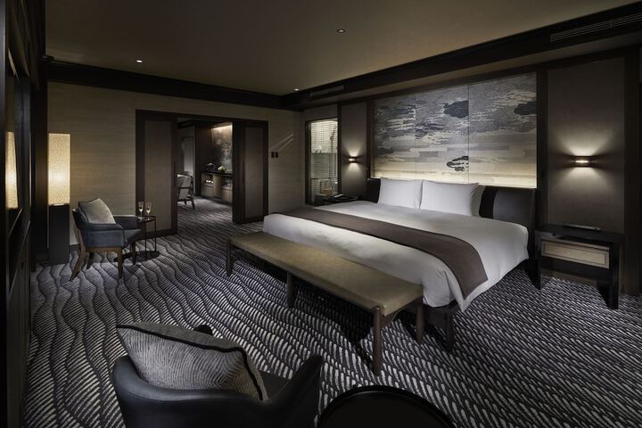 Room 25 of 239