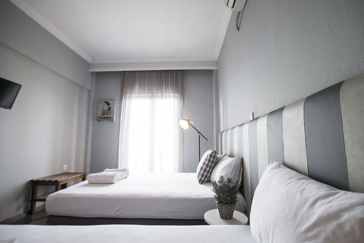 Room 4 of 56