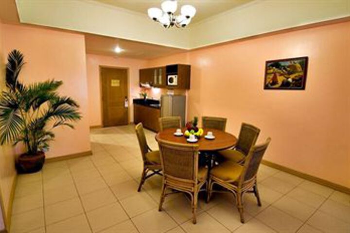 Room 19 of 32