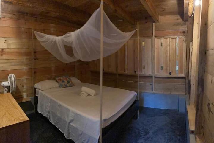 Room 5 of 51