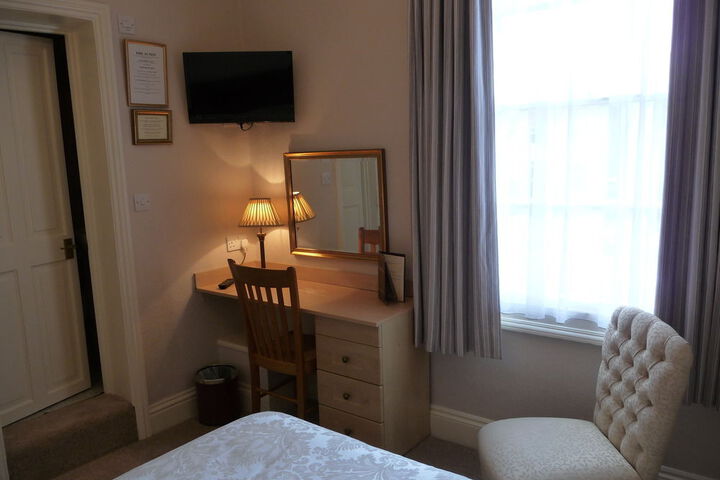 Photo 4