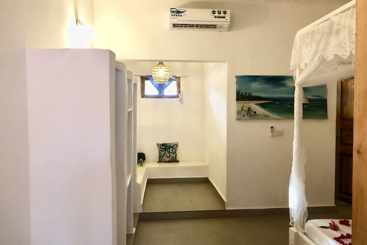 Room 36 of 150