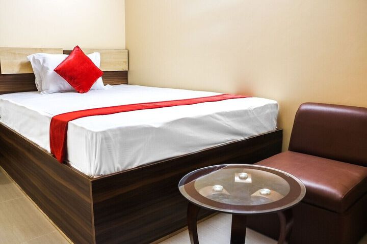 Room 2 of 12