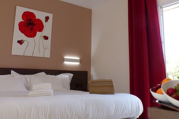 Room 5 of 22