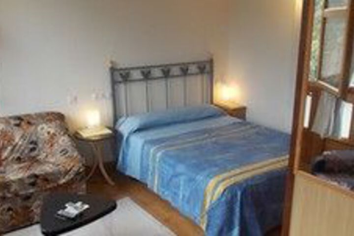 Room 25 of 68