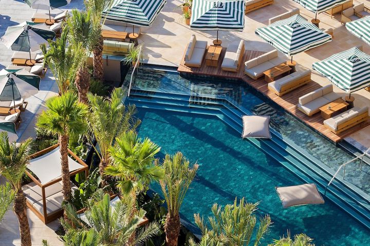 Pool 184 of 241