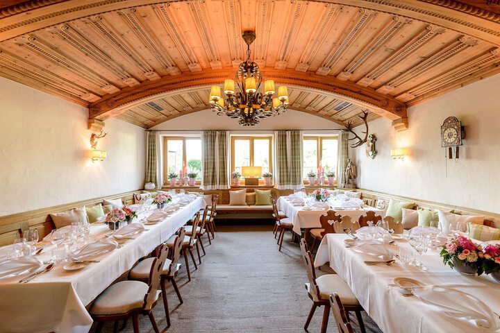 Dining Photos