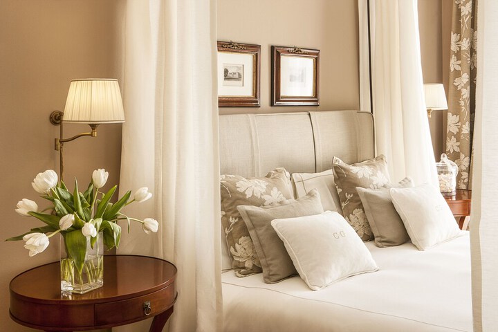 Room 9 of 64