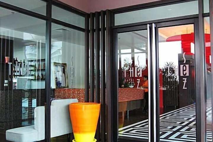 Hotel 16 of 17