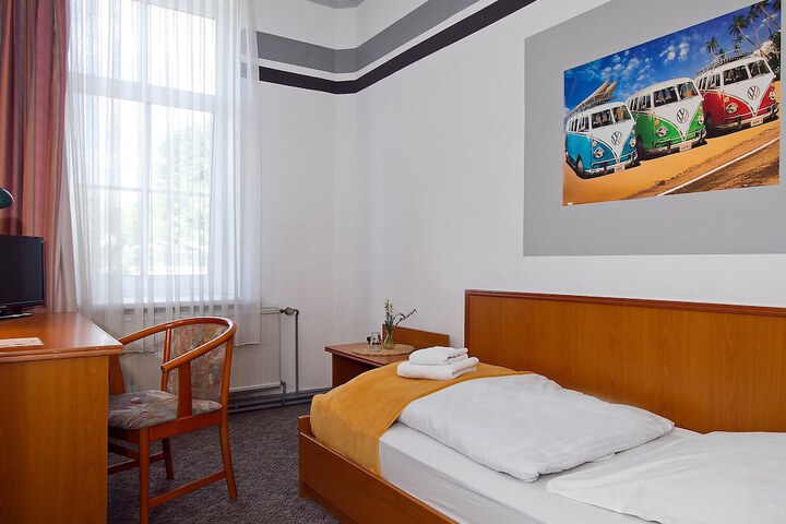 Room 7 of 29