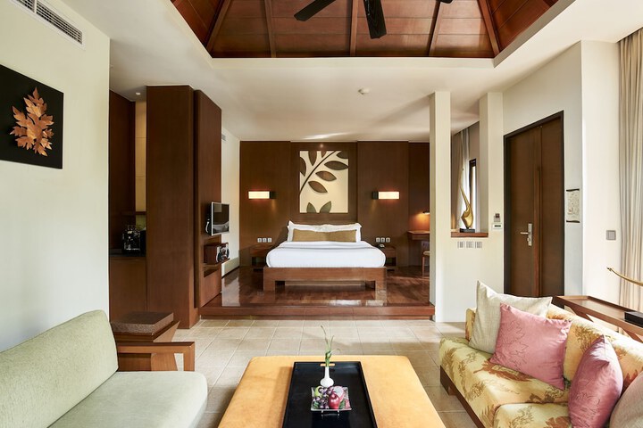 Room 13 of 105