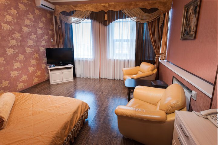 Room 3 of 22