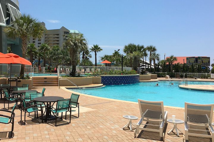 Pools & Facilities