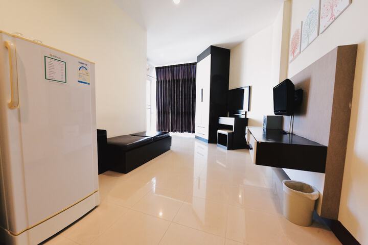 Room 10 of 78