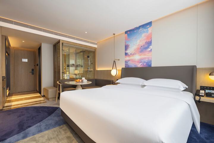 Room 7 of 26