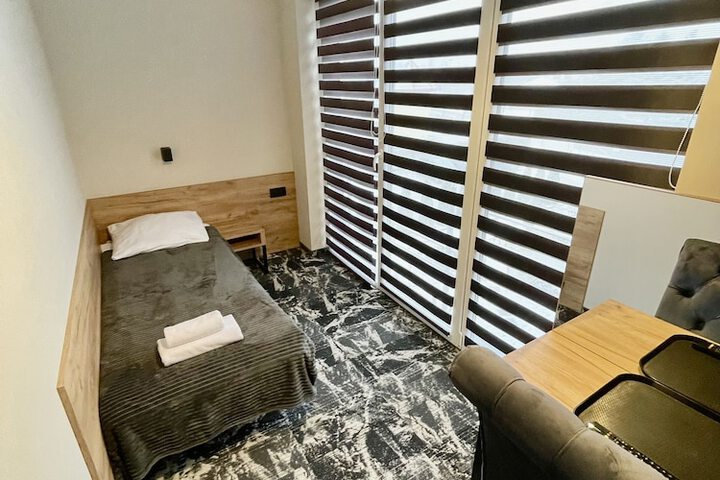 Room 56 of 110