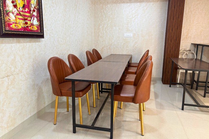 Dining 60 of 69