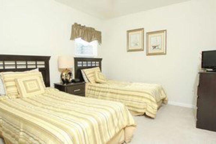 Room 7 of 21