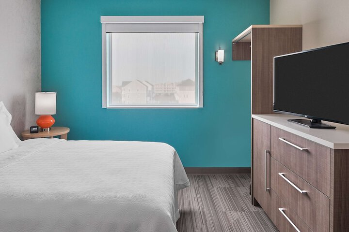 1 Queen Bed Studio (5 of 15)