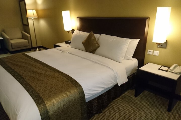 Room 15 of 54