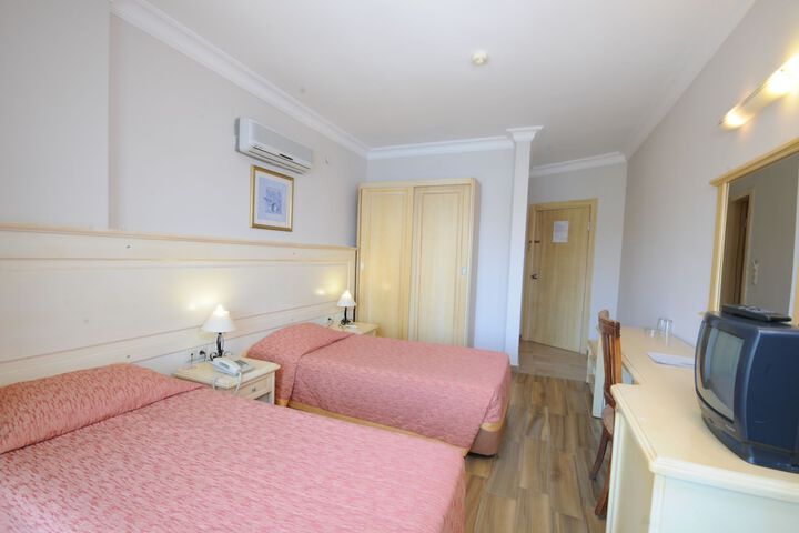 Room 16 of 57
