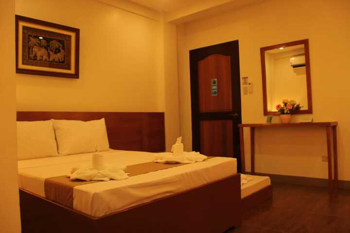 Room 15 of 46