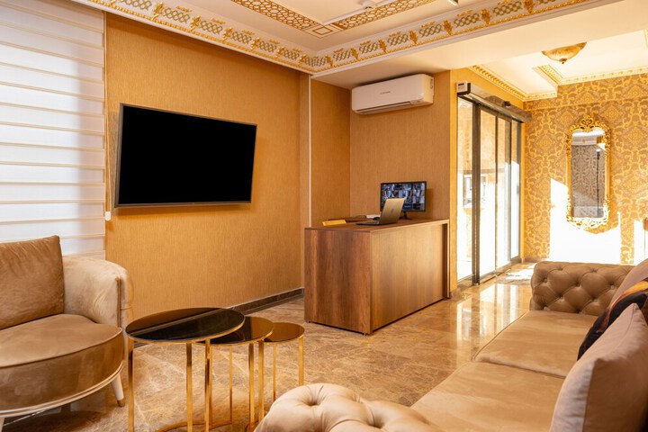 Hotel Interior 4 of 35