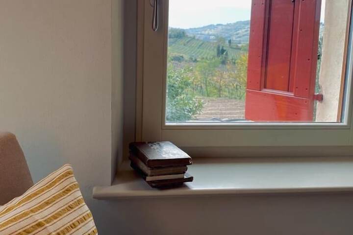 Room 14 of 33