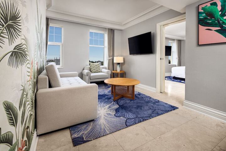 Room 45 of 132