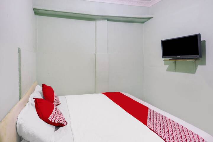 Room 7 of 24
