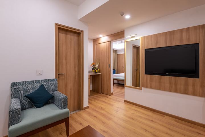 Room 33 of 58