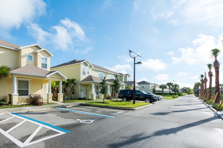 Property Grounds 36 of 36