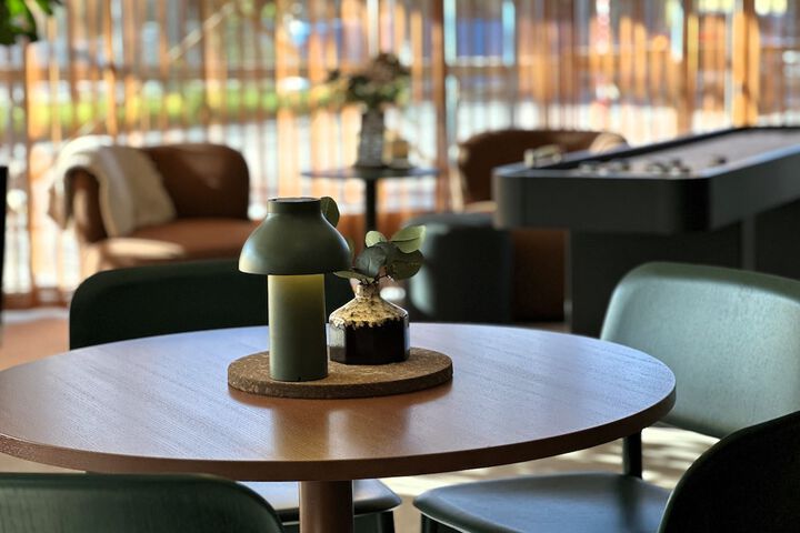 Entrance & Lobby