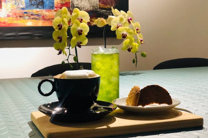 Breakfast/Coffee Service 39 of 65