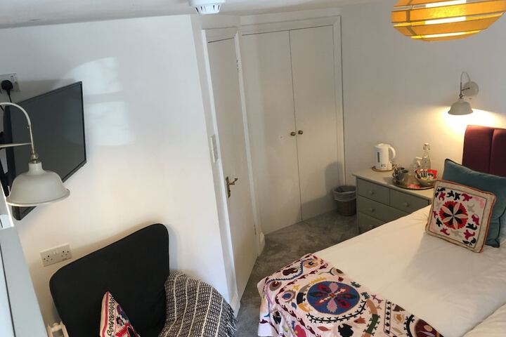 Room 15 of 57
