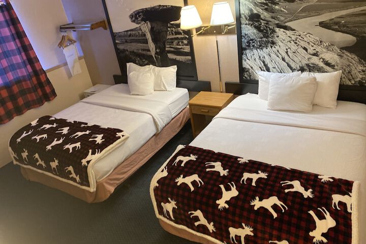 Room 2 of 17