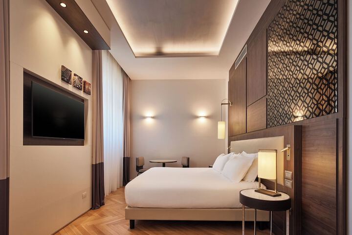 Room 75 of 163