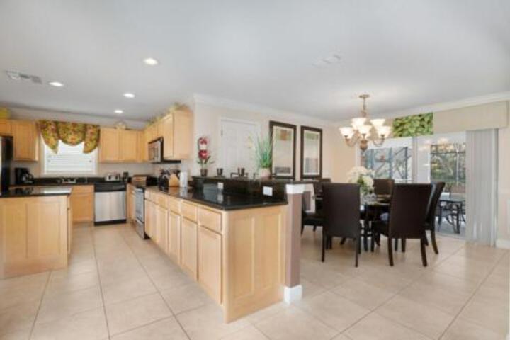 New Land The best Disney Vacation Home in Davenport, FL