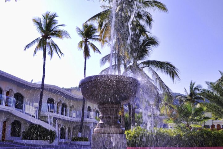 Hotel Exterior 41 of 51