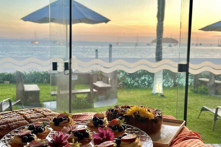 Breakfast/Coffee Service 115 of 159