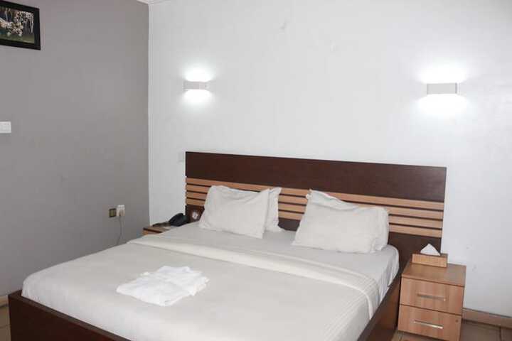 Room 7 of 29