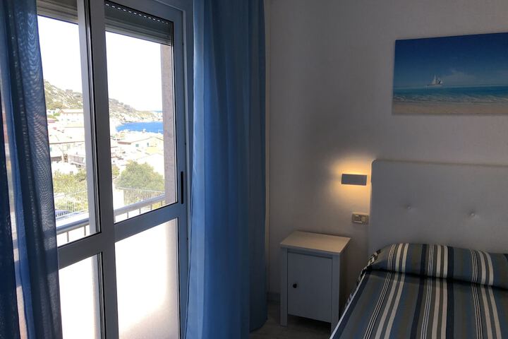 Room 13 of 51