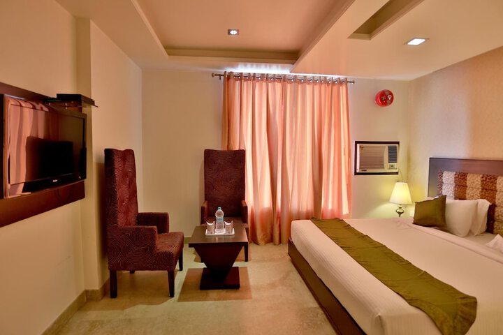 Room 21 of 44