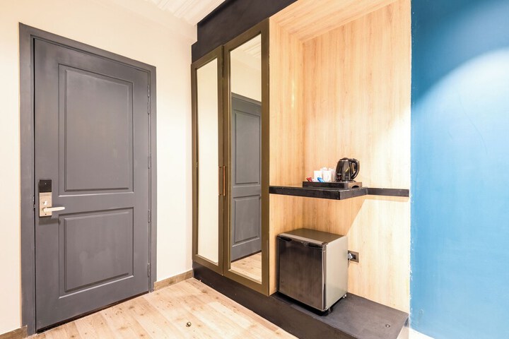Room 32 of 161