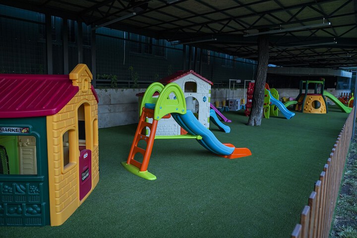 Childrens Activities 44 of 75