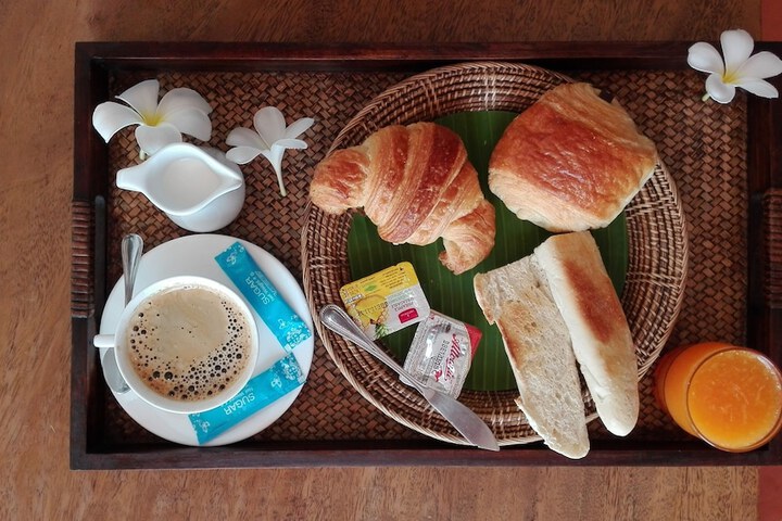 Breakfast/Coffee Service 53 of 76
